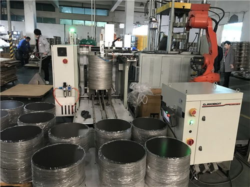 木工行业高效生产新选择 冲压自动化设备，广州亮点装备为您护航